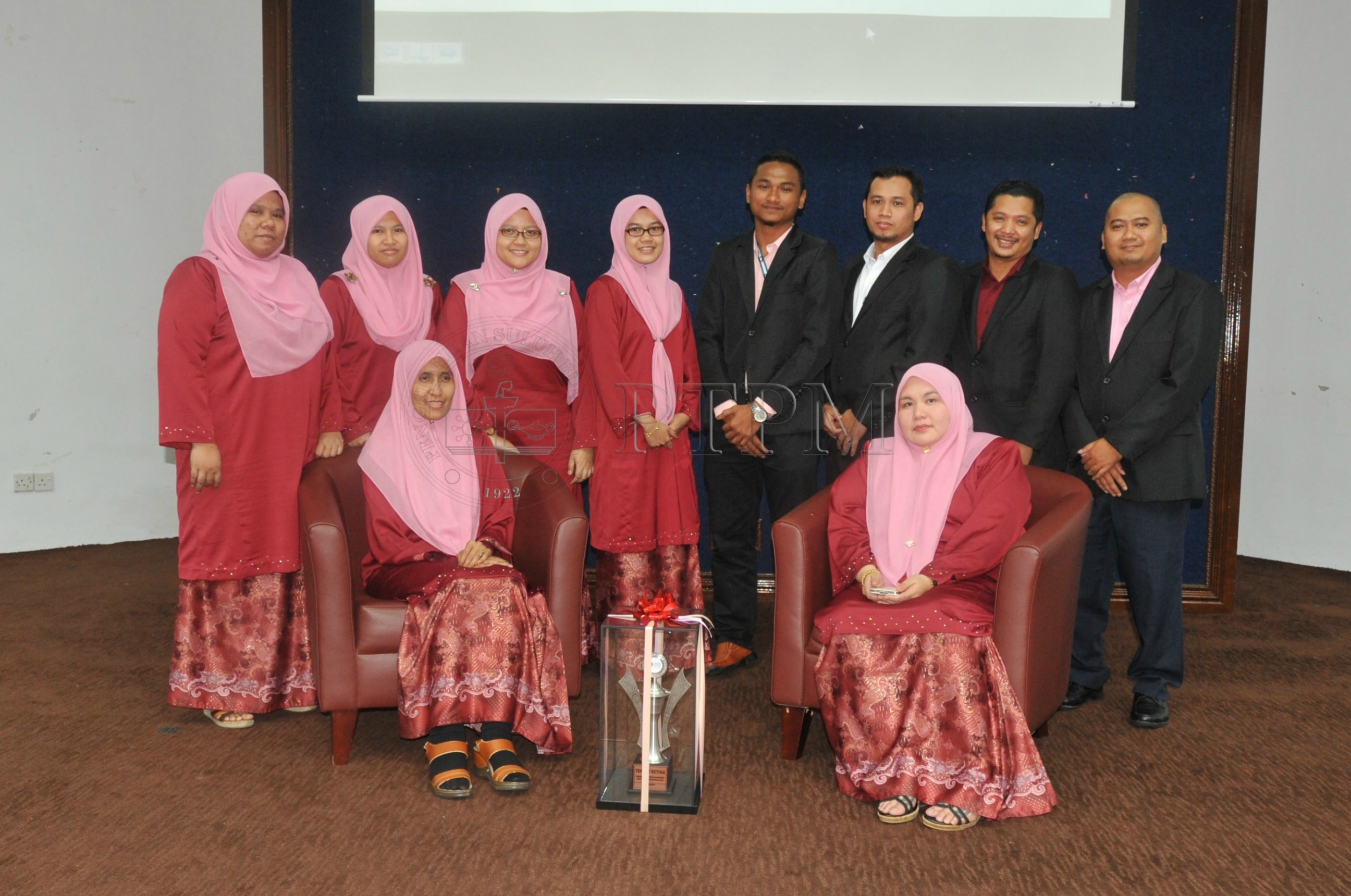 PRO 14 126 KIKPRO 2674